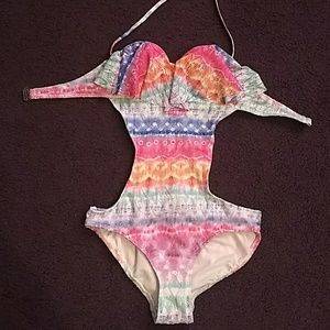 Sale 6/$30🌸Small one piece swim suit